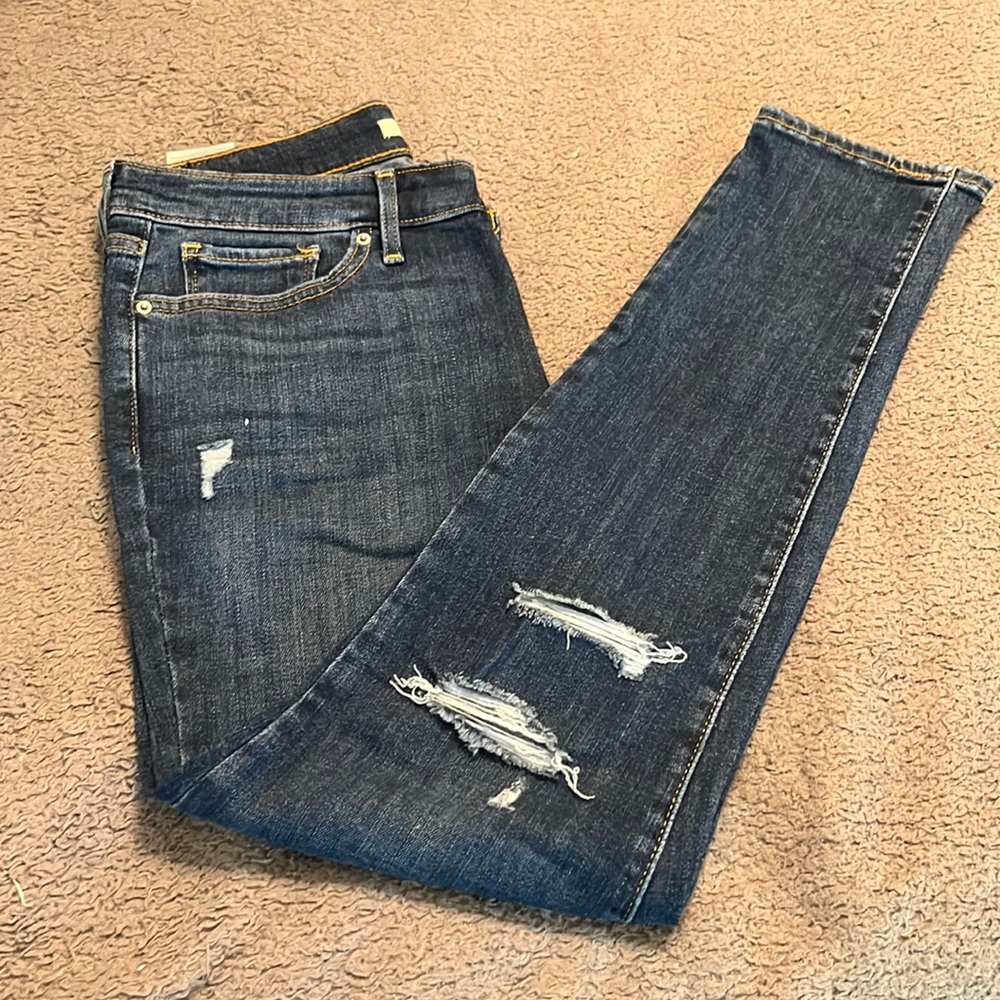 Levi’s 711 skinny jeans